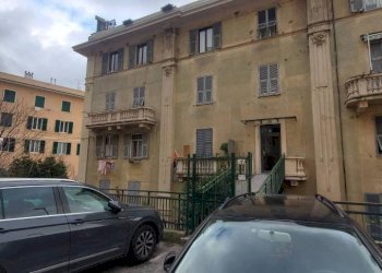 Trilocale Genova (zona Staglieno) - foto 33