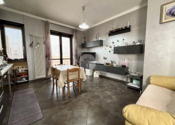 Trilocale Piazza Magenta, None - foto 1