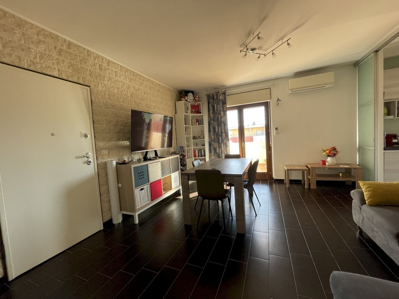 sala da pranzo - Appartamento via michetti 22, Manoppello - foto 2