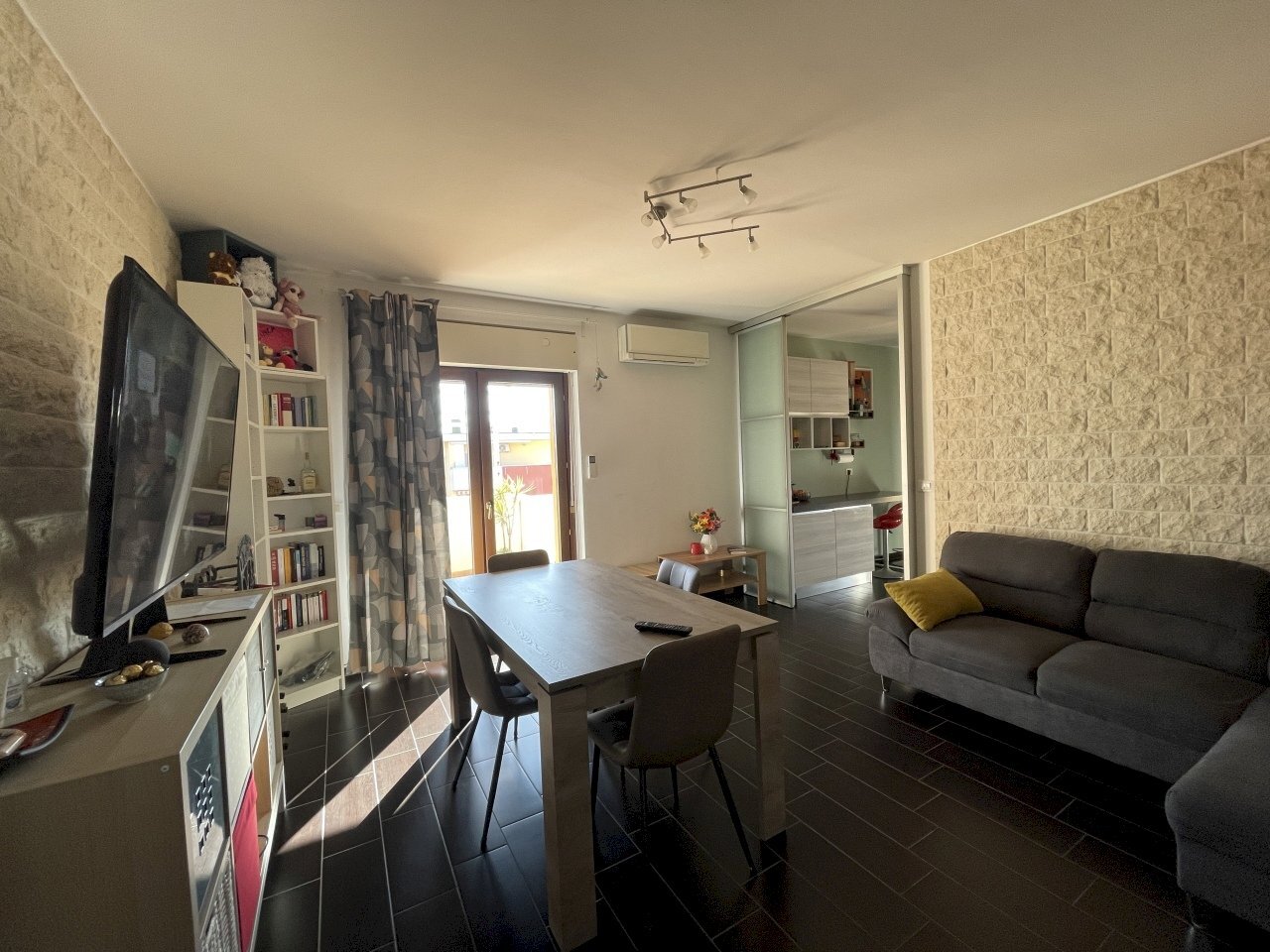 sala da pranzo - Appartamento via michetti 22, Manoppello - foto 3