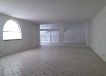 WhatsApp Image 2025-12-17 at 16.19.29 (2).jpeg - Ufficio Via XX Settembre, Crema - foto 1