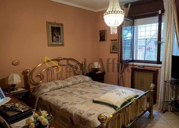 camera da letto1.jpeg - Quadrilocale Piazza Monsignor Lionello Berti 20, Roma - foto 12