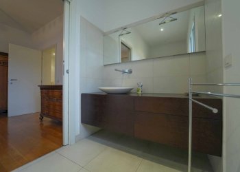 secondo bagno lavandino piano terra.jpg - Quadrilocale Verucchio - foto 15