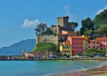 LE2050_San_Terenzo_vendita_boxposto_auto - Box Lerici - foto 6