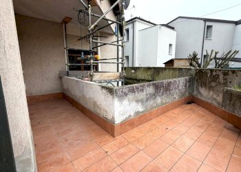 WhatsApp Image 2026-01-29 at 16.50.21 (2).jpeg - Bilocale Rovigo - foto 9