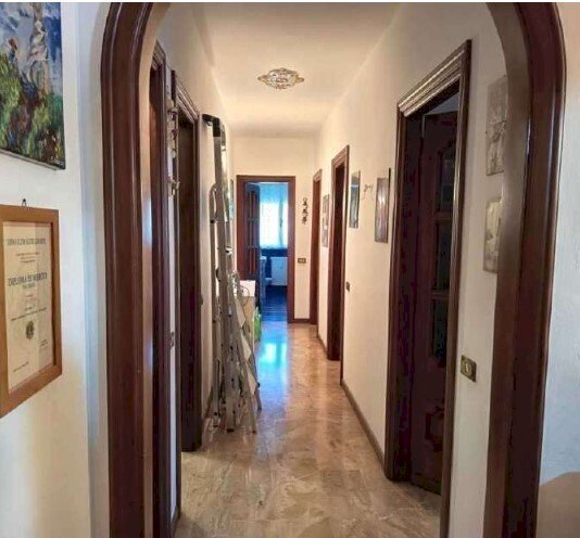 3.jpg - Apartment at auction Via Negrotto Cambiaso 27, Sestri Levante - photo 2