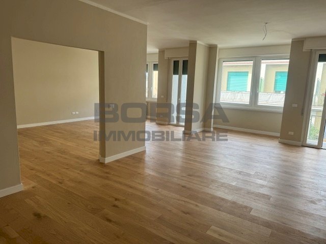 IMG_9102.jpg - Appartamento Via Baciocchi 2, Livorno - foto 2