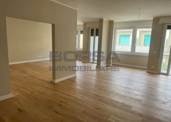 IMG_9102.jpg - Appartamento Via Baciocchi 2, Livorno - foto 2