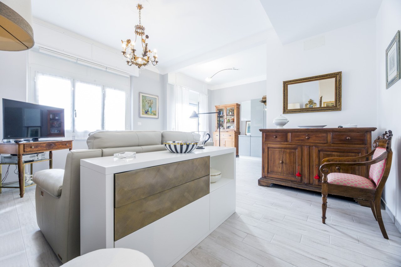 IMG_8556.jpg - Appartamento Corso Europa, Genova (zona Quarto) - foto 1