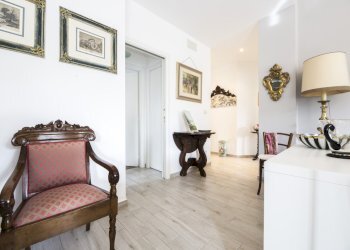 IMG_8579.jpg - Appartamento Corso Europa, Genova (zona Quarto) - foto 10