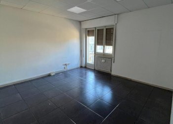 WhatsApp Image 2026-01-30 at 11.37.02 (3).jpeg - Ufficio Viale della Rimembranza 24, Lanciano - foto 8