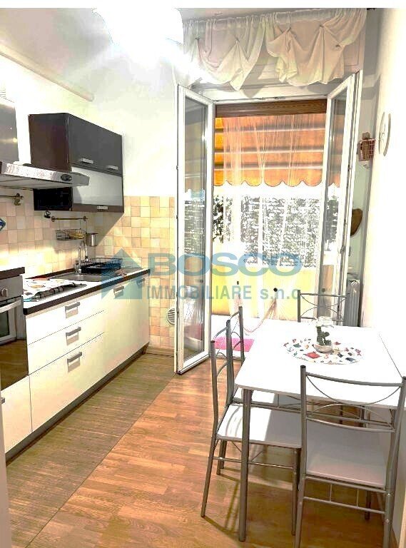 11.jpg - Trilocale Via Gio Batta Casoni, La Spezia - foto 2