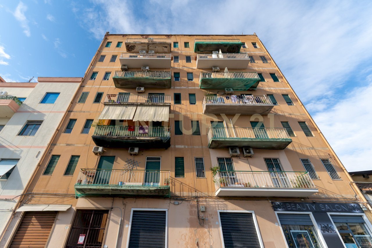 Piazza Spedini 8 CT (2).jpg - Appartamento Piazza Spedini 8, Catania - foto 3