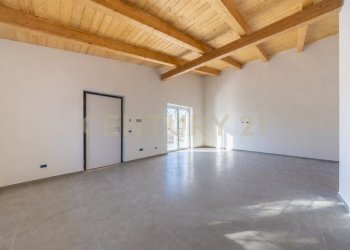 sala.jpg - Three-family Villa Via Basento 4, Aprilia - photo 18