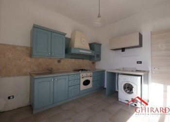 3.1 CUCINA.JPG - Appartamento VIA MONTE TIMONE  7C, Genova (zona Sestri Ponente) - foto 11