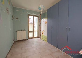 5.0 CAMERA2.JPG - Appartamento VIA MONTE TIMONE  7C, Genova (zona Sestri Ponente) - foto 17