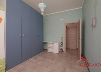 5.2 CAMERA2.JPG - Appartamento VIA MONTE TIMONE  7C, Genova (zona Sestri Ponente) - foto 19