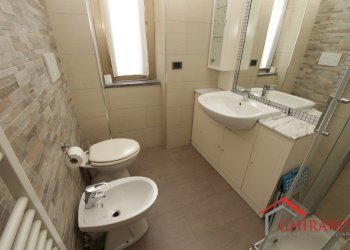 6.1 BAGNO.JPG - Appartamento VIA MONTE TIMONE  7C, Genova (zona Sestri Ponente) - foto 21