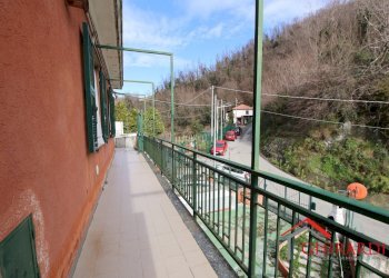 8.1 BALCONE.JPG - Appartamento VIA MONTE TIMONE  7C, Genova (zona Sestri Ponente) - foto 27