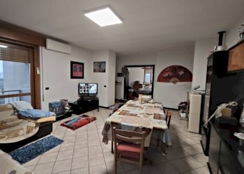 sala - Quadrilocale via delle rose, Castel San Giovanni - foto 12