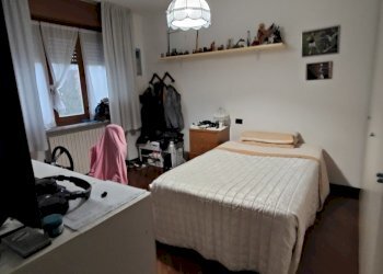 camera da letto - Quadrilocale via delle rose, Castel San Giovanni - foto 20