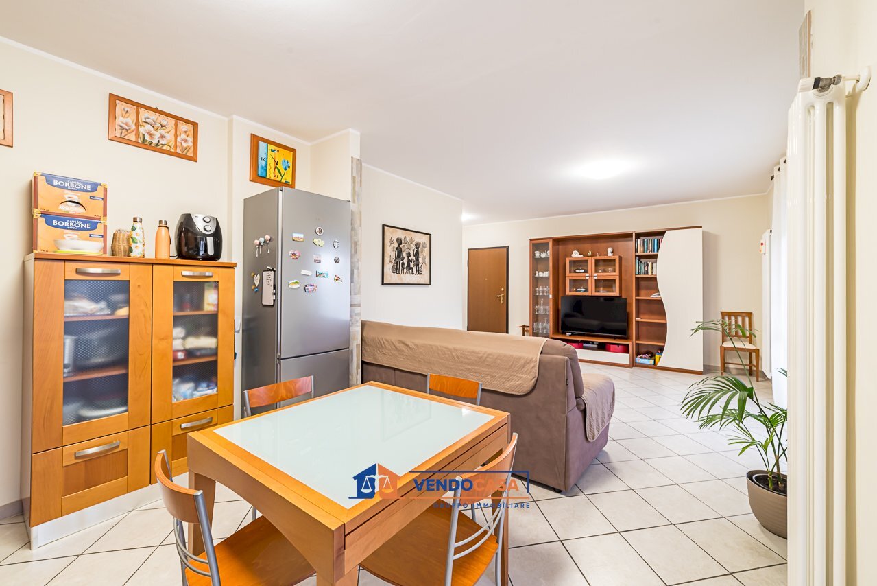 Three-room apartment Carmagnola - photo 3