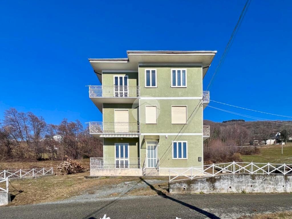 Three-family Villa Via Miasola, Coassolo Torinese - photo 2