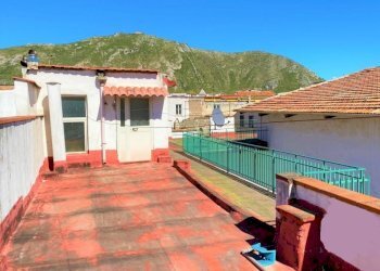 Casa indipendente Mondragone - foto 2