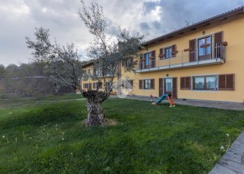 Villa Via Piergiorgio Frassati, Pinerolo - foto 1