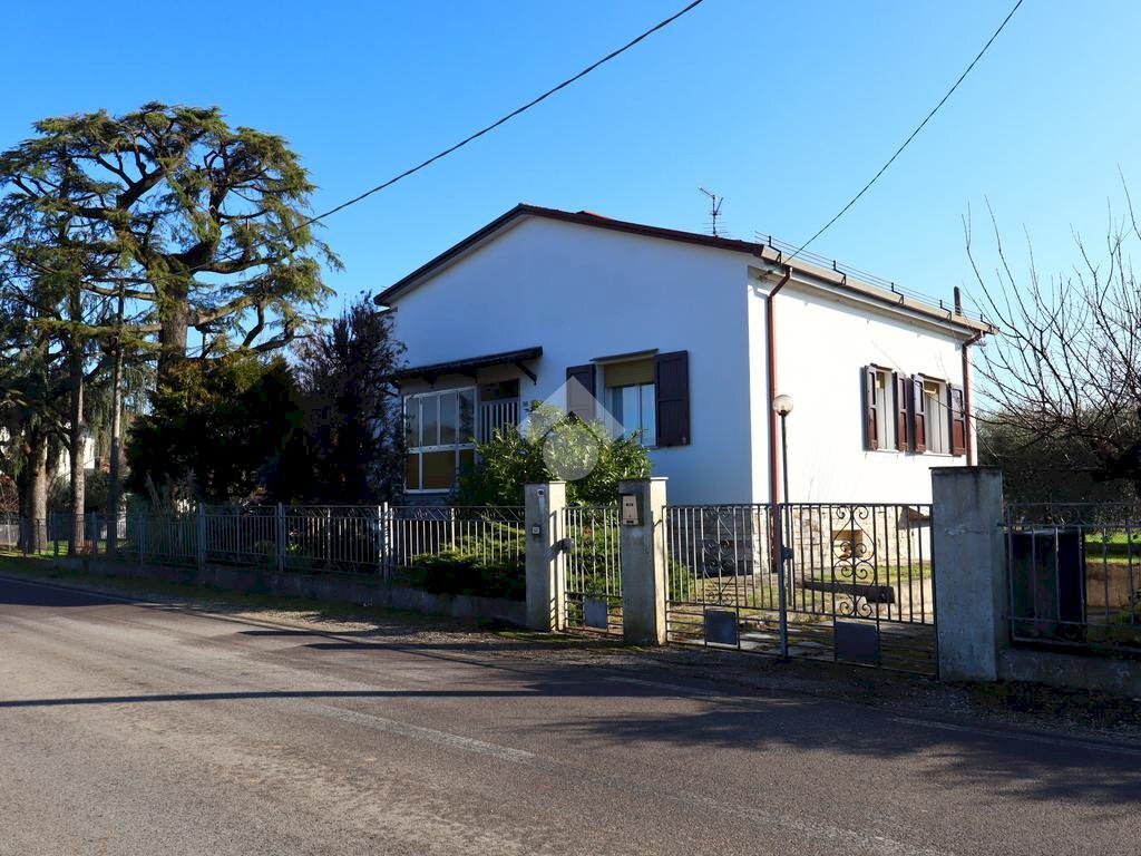 Casa indipendente Via Trieste, Riolo Terme - foto 1