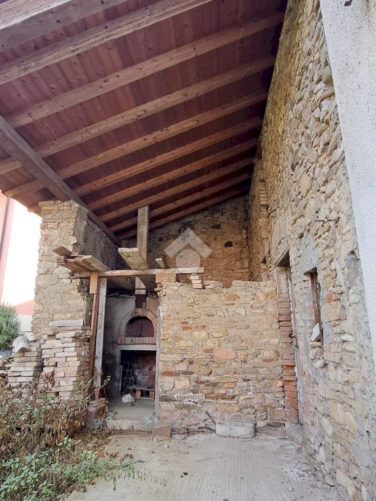 Casa semi indipendente Str. Val Sporzana, Fornovo di Taro - foto 3