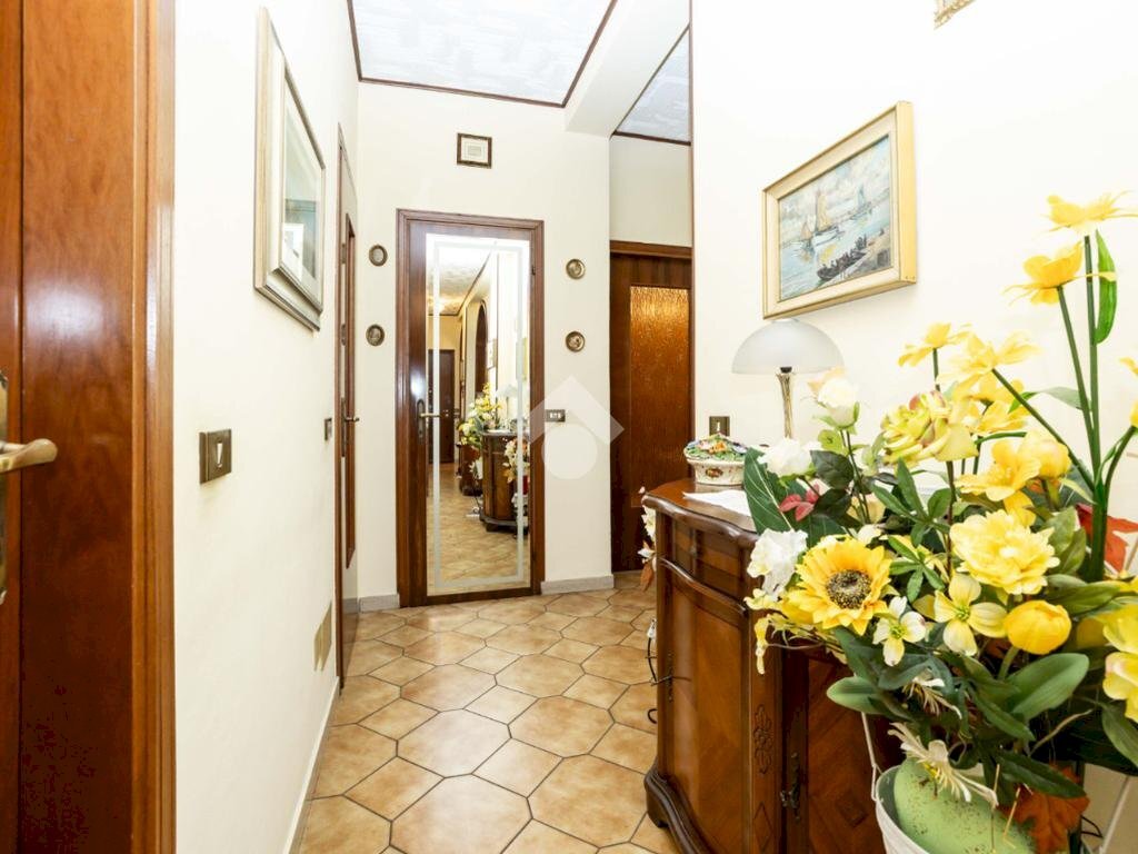 Three-room apartment Via Marco D'Agrate, Milano - photo 2