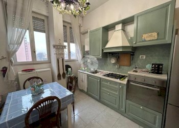 Three-room apartment Via Saint Bon, Milano (neighborhood Inganni) - photo 12