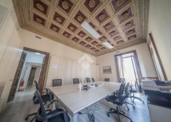 Appartamento Via carlo alberto, Torino (zona Centro) - foto 12