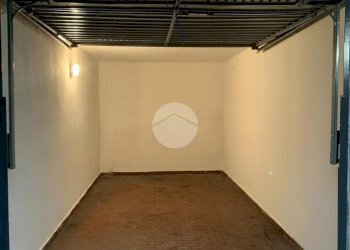 Box Via Lorenzo Perosi, Milano (neighborhood Lorenteggio) - photo 4