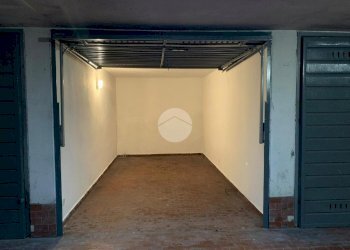 Box Via Lorenzo Perosi, Milano (neighborhood Lorenteggio) - photo 5