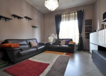 Appartamento Piazza De Amicis, Torino (zona San Salvario) - foto 9