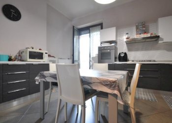 Appartamento Piazza De Amicis, Torino (zona San Salvario) - foto 23
