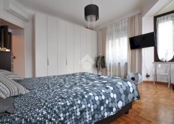 Appartamento Piazza De Amicis, Torino (zona San Salvario) - foto 37