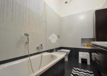 Appartamento Piazza De Amicis, Torino (zona San Salvario) - foto 41