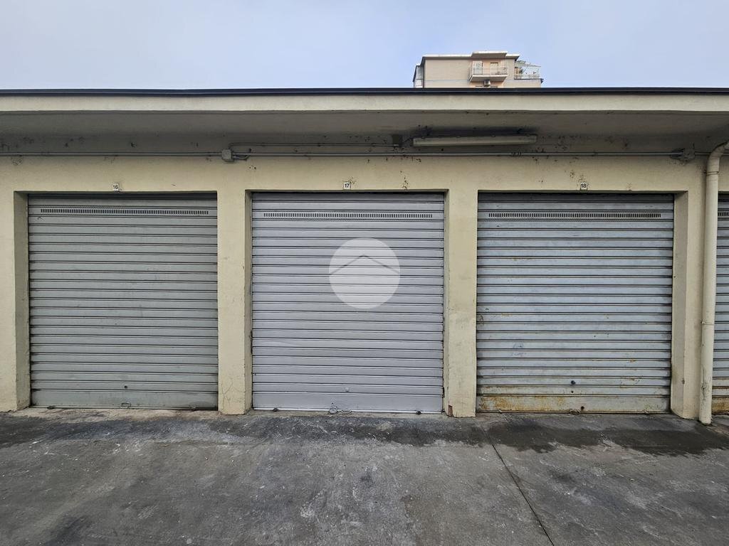 Box Box Via Borgaro, Torino (zona Madonna Campagna) - foto 1