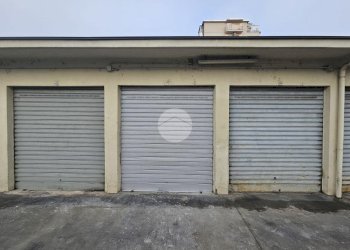 Box Box Via Borgaro, Torino (zona Madonna Campagna) - foto 1