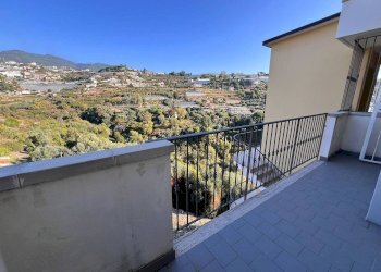 Attic Strada San Lorenzo, Sanremo - photo 24