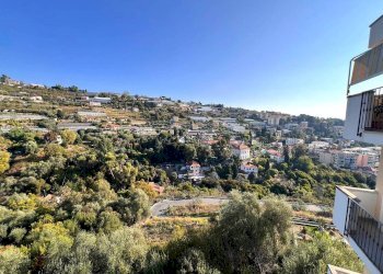 Attic Strada San Lorenzo, Sanremo - photo 25