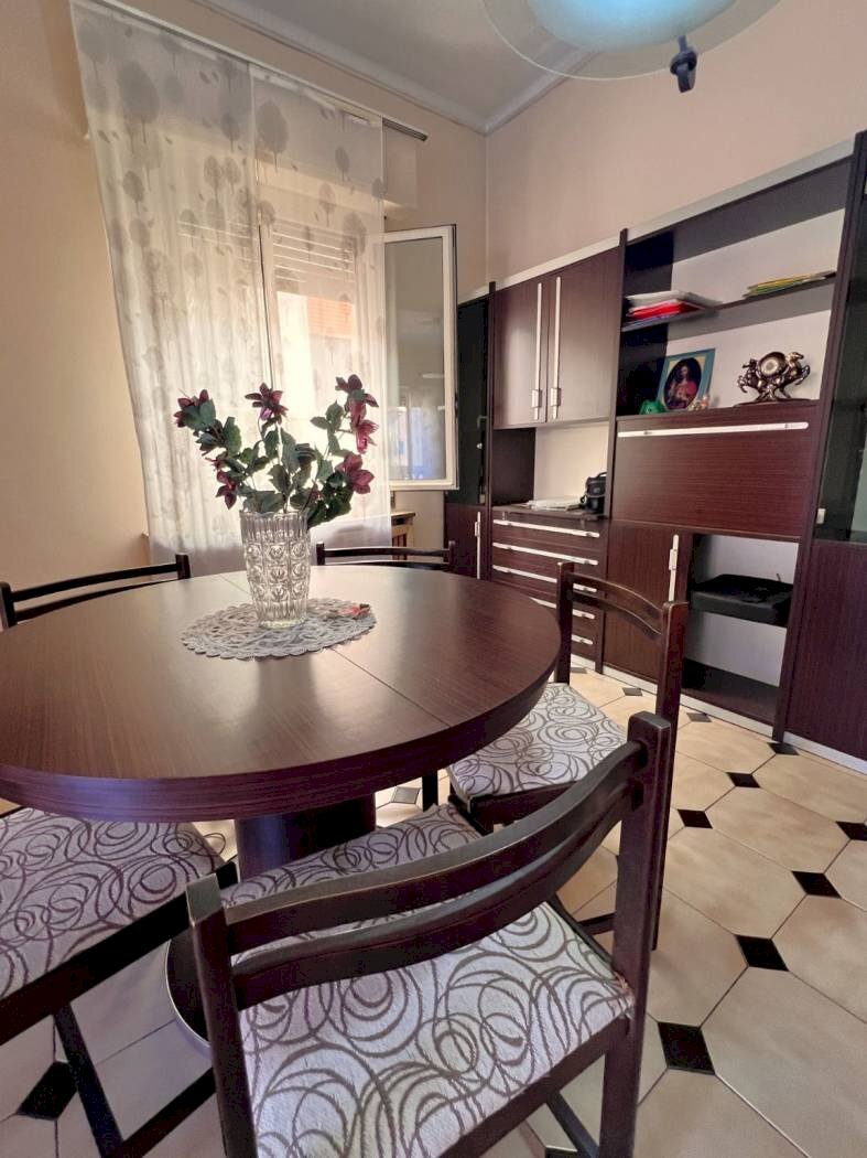 Three-room apartment Via Fiume, Sanremo - photo 2