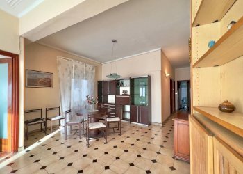 Three-room apartment Via Fiume, Sanremo - photo 5