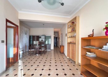 Three-room apartment Via Fiume, Sanremo - photo 6