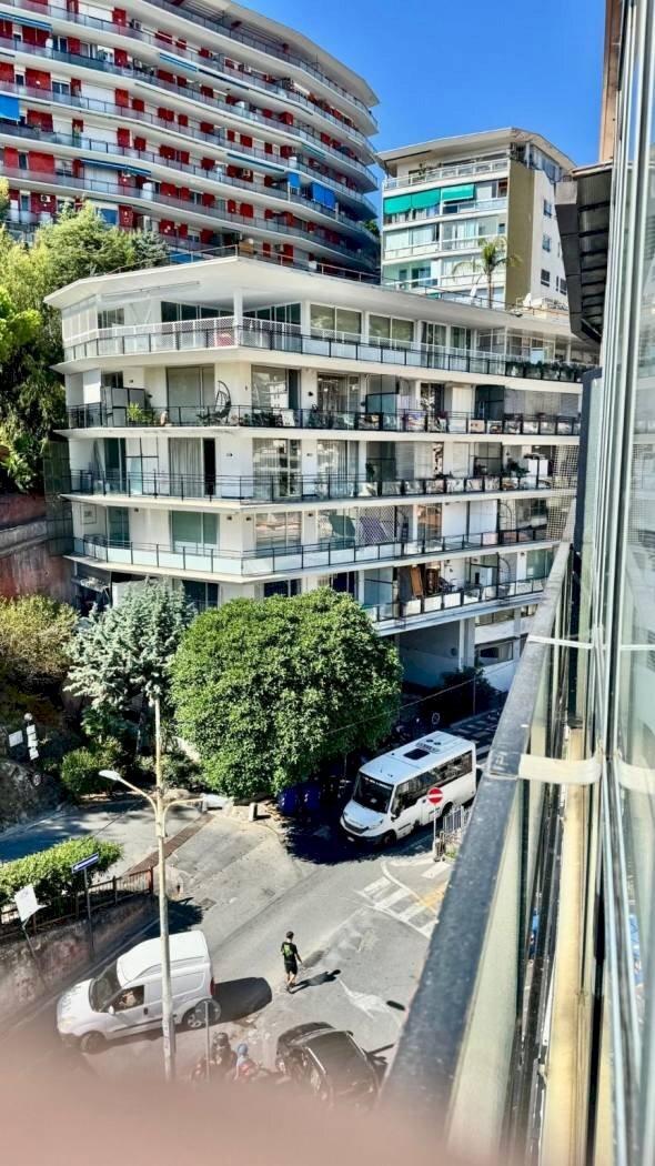 Two-room apartment Via Antonio Melandri, Sanremo - photo 3