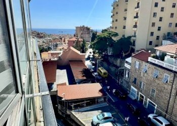 Two-room apartment Via Antonio Melandri, Sanremo - photo 2