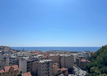 Bilocale Via Zeffiro Massa, 223, Sanremo - foto 1